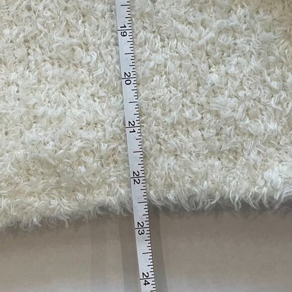 Lou & Grey Ivory Fuzzy Boatneck Wool Blend Long Sleeve Oversized Sweater, XS - Picture 9 of 9